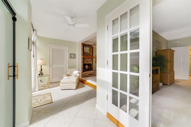 1055 KENSINGTON PARK DRIVE 812, Altamonte Springs, FL 32714