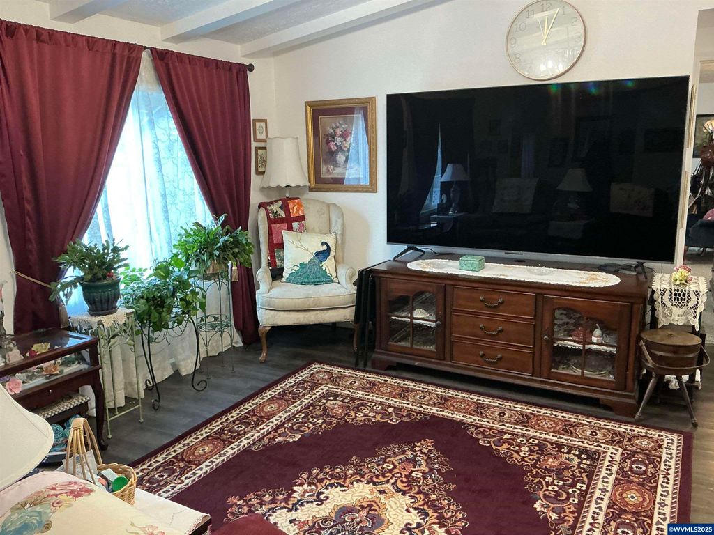 Image 16 of property listing at 5422 Portland (#99) Rd NE 99, Salem, OR 97305