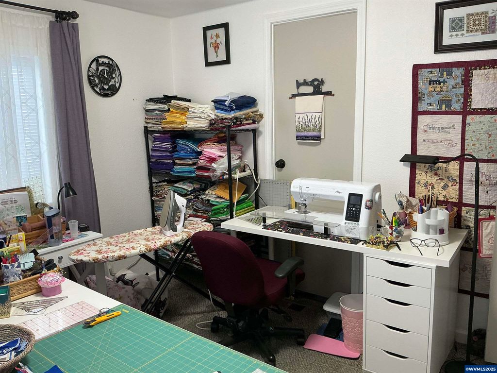 Image 21 of property listing at 5422 Portland (#99) Rd NE 99, Salem, OR 97305