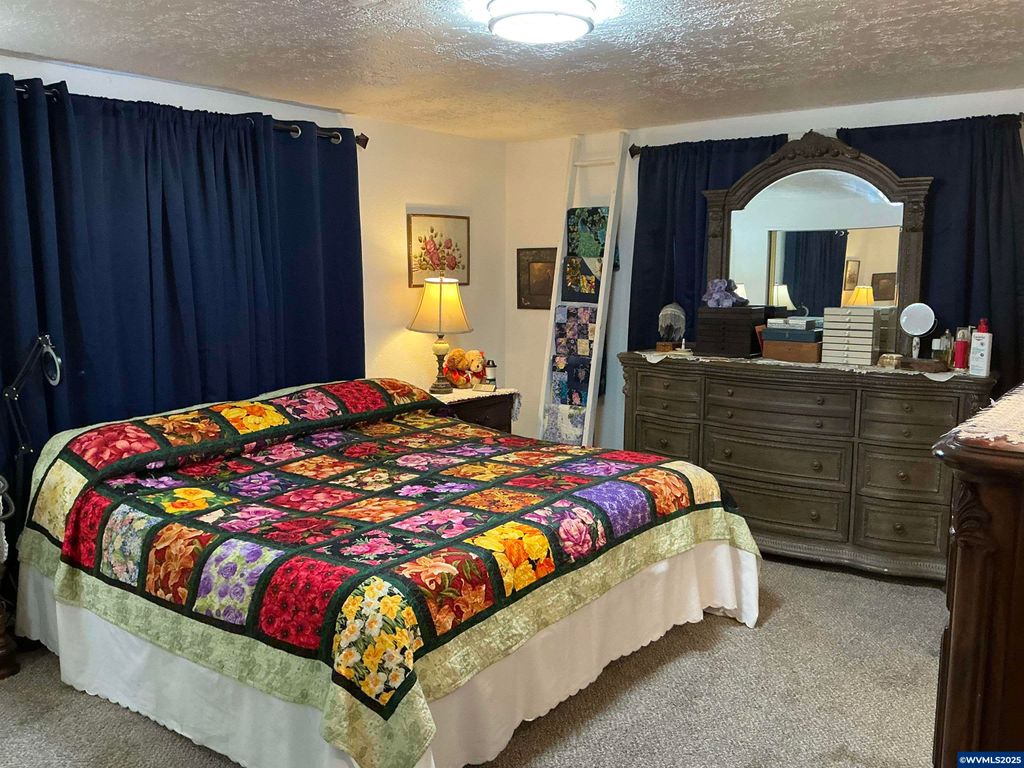 Image 23 of property listing at 5422 Portland (#99) Rd NE 99, Salem, OR 97305