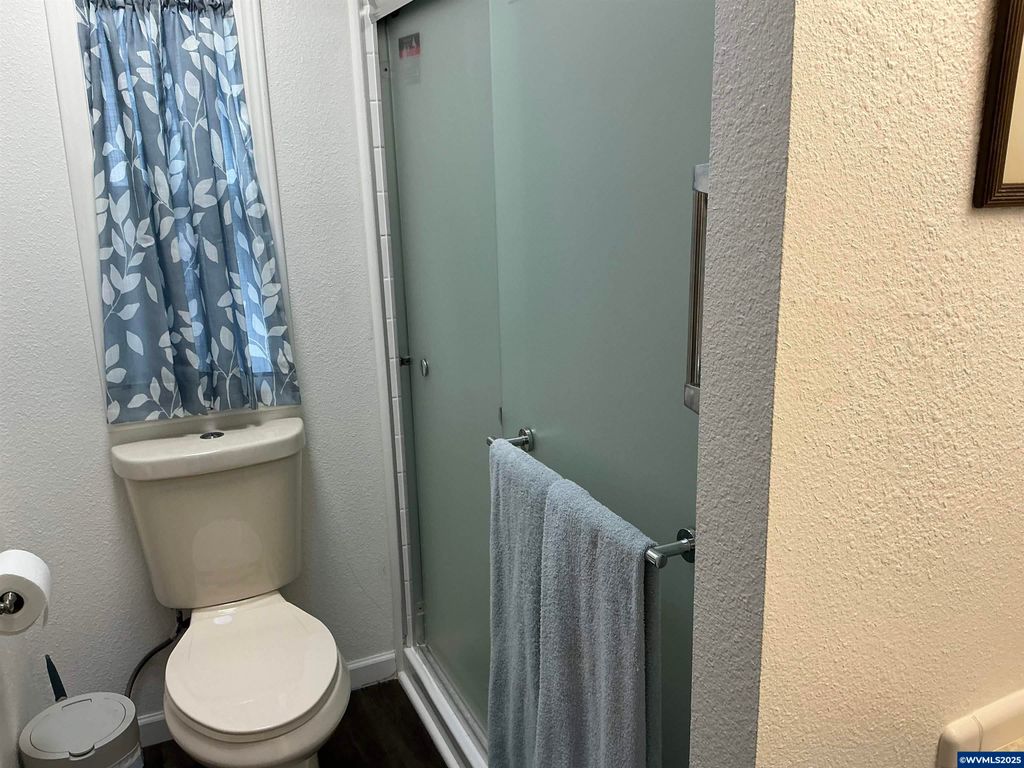 Image 27 of property listing at 5422 Portland (#99) Rd NE 99, Salem, OR 97305