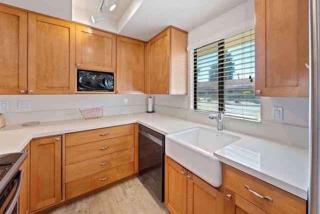 40660 La Costa Circle E, Palm Desert, CA 92211