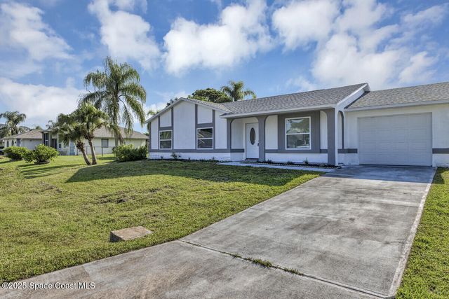 1099 Dusseldorf Avenue NW, Palm Bay, FL 32907