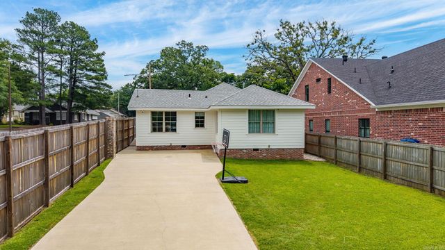 1722 N Polk, Little Rock, AR 72207