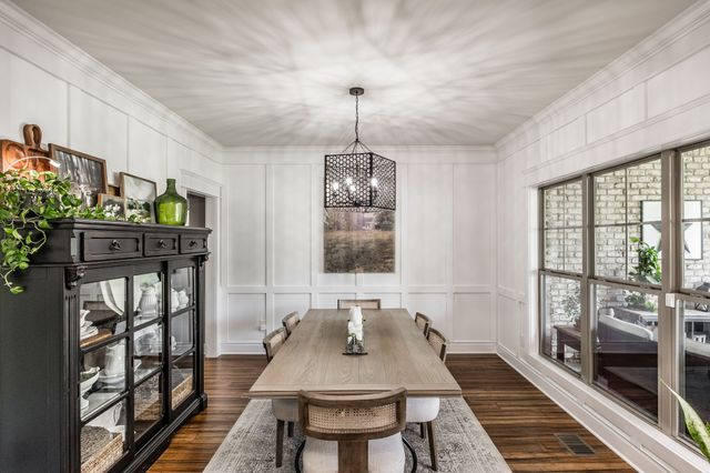 1954 Lake Rd, Greenbrier, TN 37073