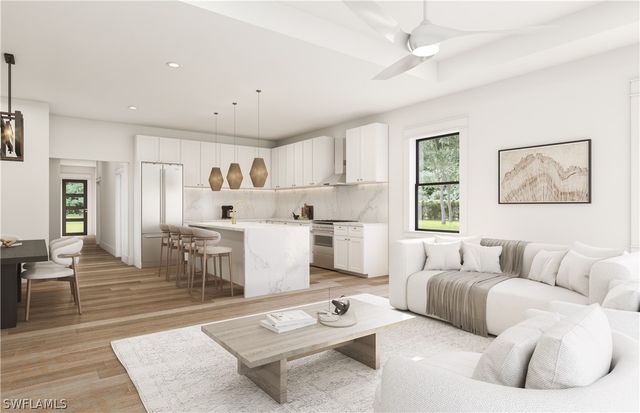 755 108th AVE N, Naples, FL 34108