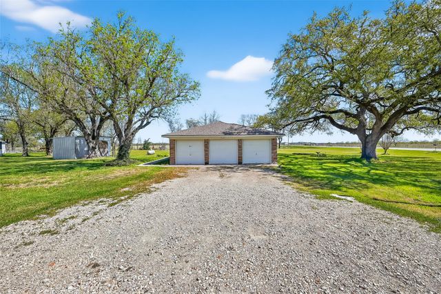 11934 Fm 1994 Road, Guy, TX 77444
