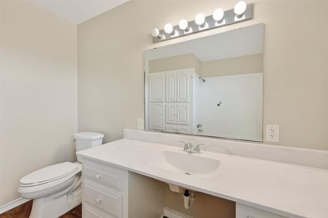 11934 Fm 1994 Road, Guy, TX 77444