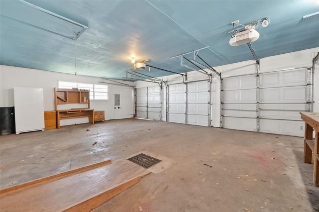 11934 Fm 1994 Road, Guy, TX 77444