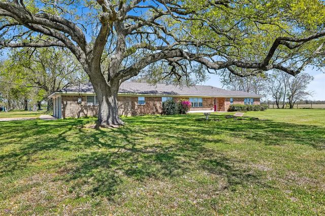 11934 Fm 1994 Road, Guy, TX 77444