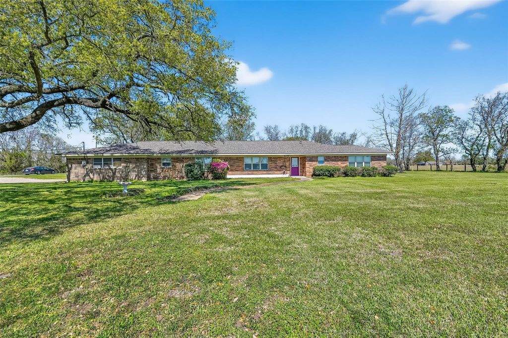 11934 Fm 1994 Road, Guy, TX 77444