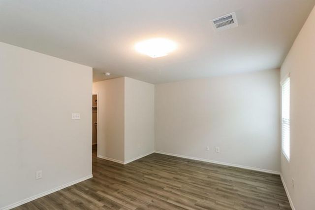 2911 Karin Crest Lane, Conroe, TX 77304