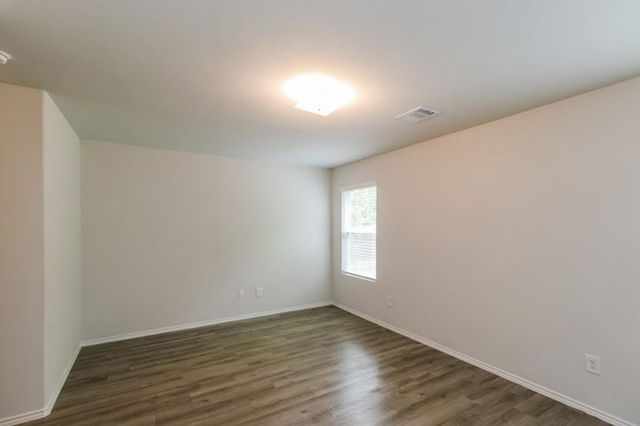 2911 Karin Crest Lane, Conroe, TX 77304