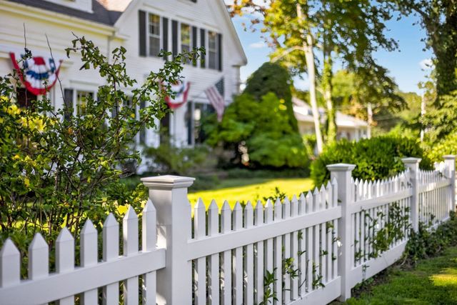69 River St., Yarmouth, MA 02664