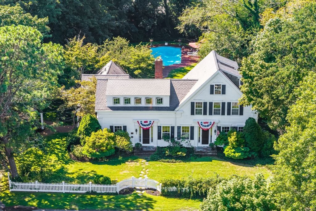 69 River St., Yarmouth, MA 02664