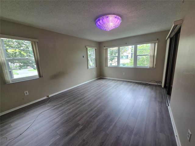 7941 58TH AVENUE N 202, St Petersburg, FL 33709