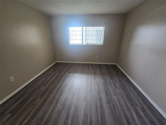 7941 58TH AVENUE N 202, St Petersburg, FL 33709
