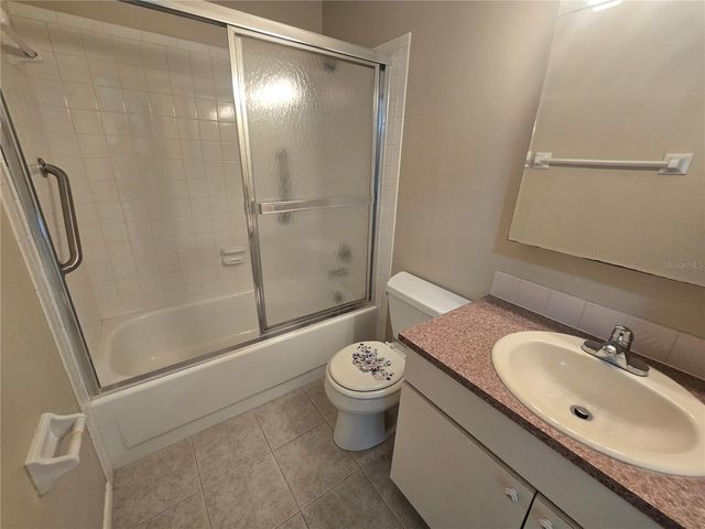 7941 58TH AVENUE N 202, St Petersburg, FL 33709