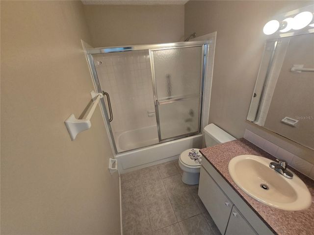 7941 58TH AVENUE N 202, St Petersburg, FL 33709