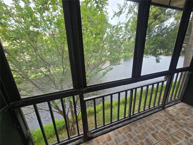 7941 58TH AVENUE N 202, St Petersburg, FL 33709