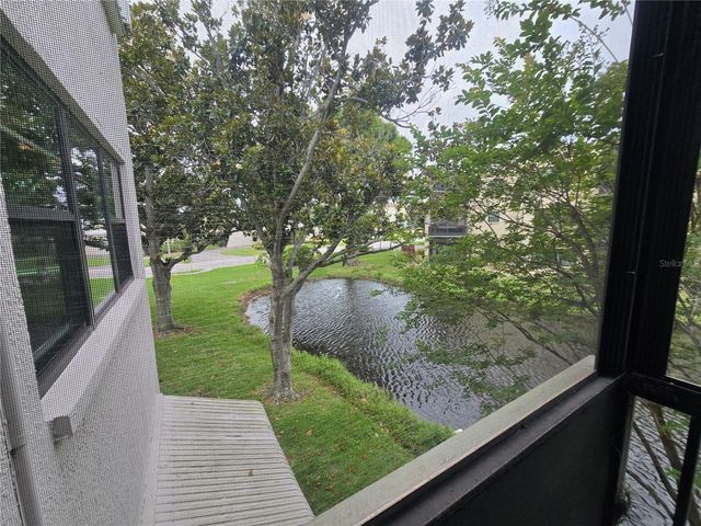 7941 58TH AVENUE N 202, St Petersburg, FL 33709