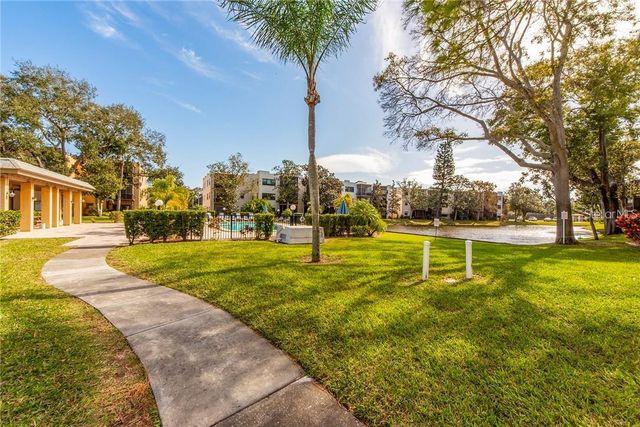 7941 58TH AVENUE N 202, St Petersburg, FL 33709