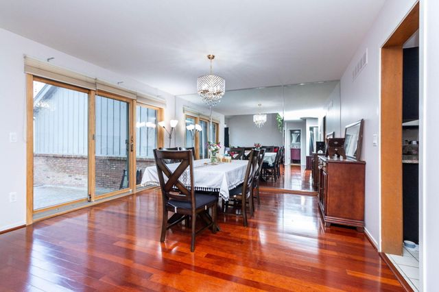 37834 Siena Drive, Farmington Hills, MI 48331