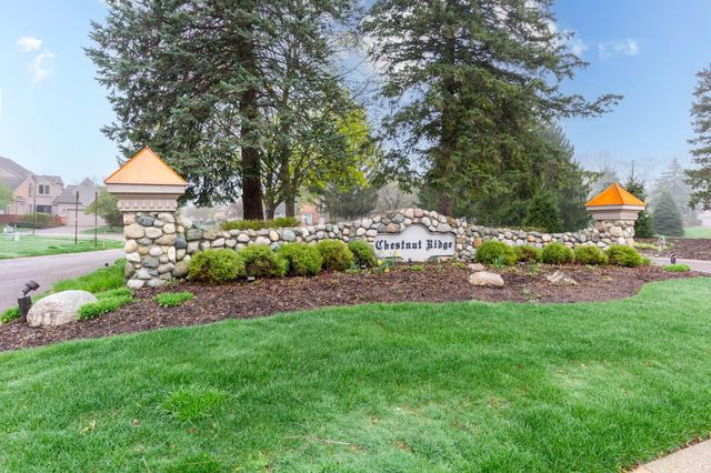 37834 Siena Drive, Farmington Hills, MI 48331