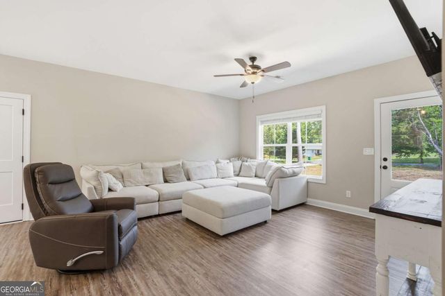 64 Bradley Trail, Kingston, GA 30145