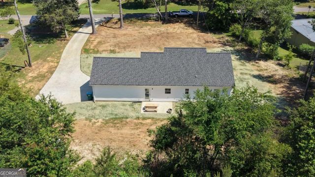 64 Bradley Trail, Kingston, GA 30145