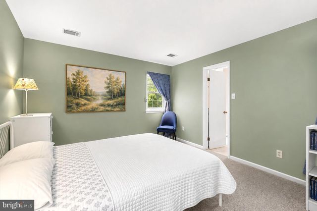 8929 LOCUST ST, Waldorf, MD 20603