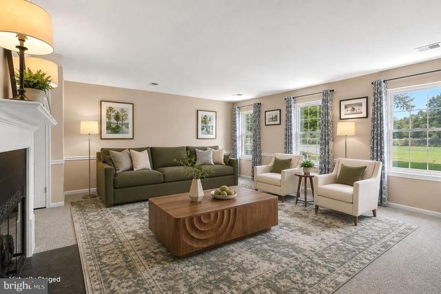 8929 LOCUST ST, Waldorf, MD 20603