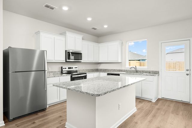 1208 Reed Street, Greenville, TX 75401