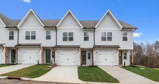 8418 Whisper Lane, Powell, TN 37849