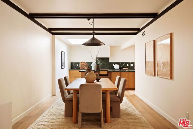 5649 Valley Oak Drive, Los Angeles, CA 90068