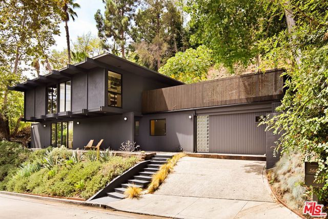 5649 Valley Oak Drive, Los Angeles, CA 90068