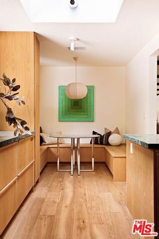 5649 Valley Oak Drive, Los Angeles, CA 90068