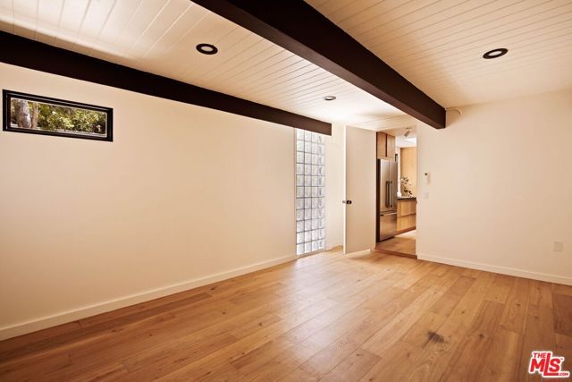 5649 Valley Oak Drive, Los Angeles, CA 90068