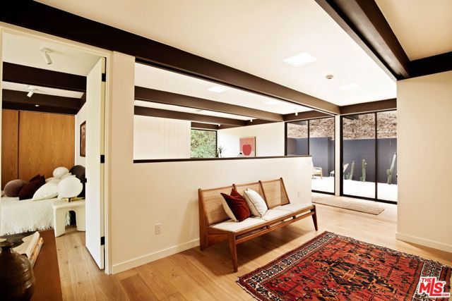5649 Valley Oak Drive, Los Angeles, CA 90068