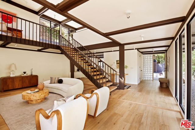 5649 Valley Oak Drive, Los Angeles, CA 90068