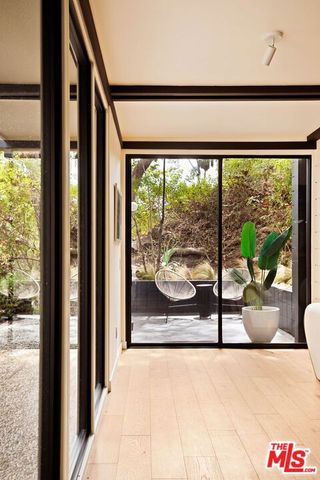 5649 Valley Oak Drive, Los Angeles, CA 90068