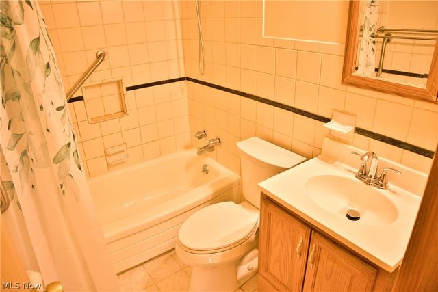 10855 Ronald Drive, Parma, OH 44130