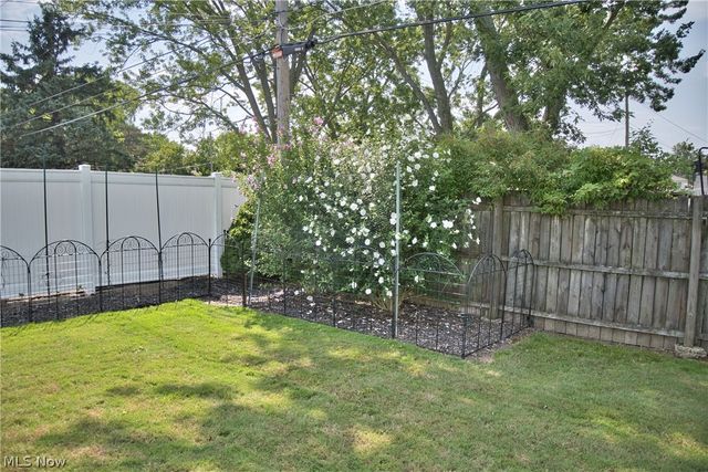 10855 Ronald Drive, Parma, OH 44130