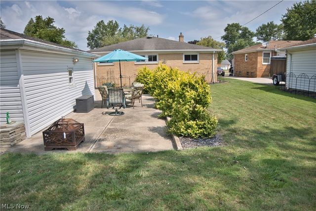10855 Ronald Drive, Parma, OH 44130