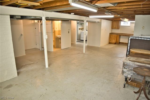 10855 Ronald Drive, Parma, OH 44130
