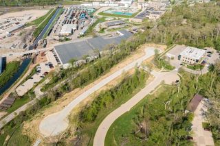 2102 Sierra Circle NE, Cedar Rapids, IA 52402