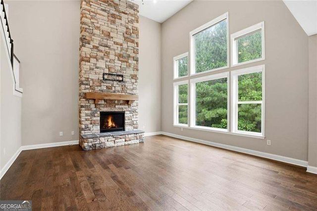 195 Floating Leaf Way, Dallas, GA 30132