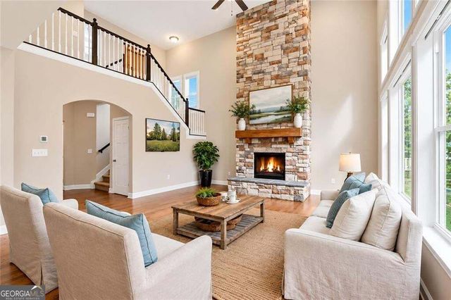 195 Floating Leaf Way, Dallas, GA 30132