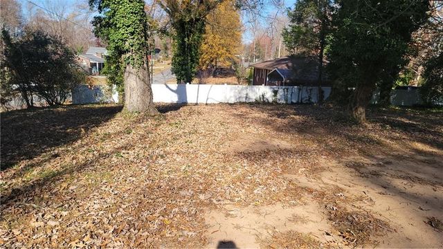 1111 harris Street, Eden, NC 27288