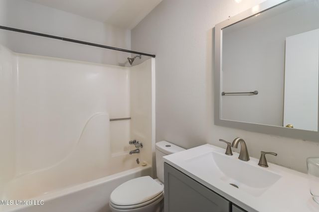 15241 N Parkwood Drive, D, Gulfport, MS 39503